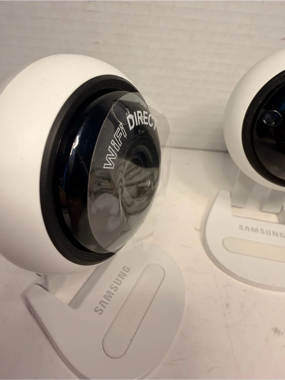 Samsung SmartCam HD Plus 1080p Wi-Fi Camera Pair with Power Adapter